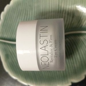 Revitalize & Firm Eye Cream